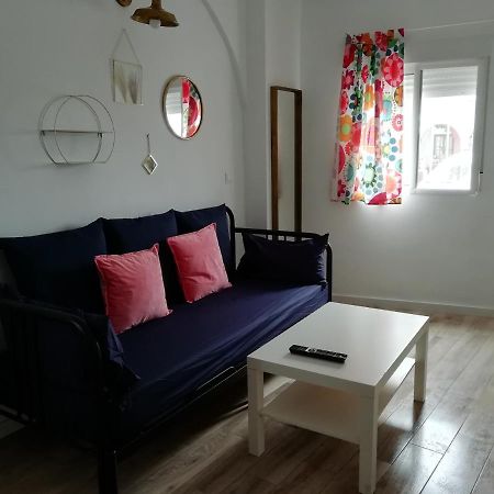 Estudio Uno Apartment เบนัลมาเดนา ภายนอก รูปภาพ